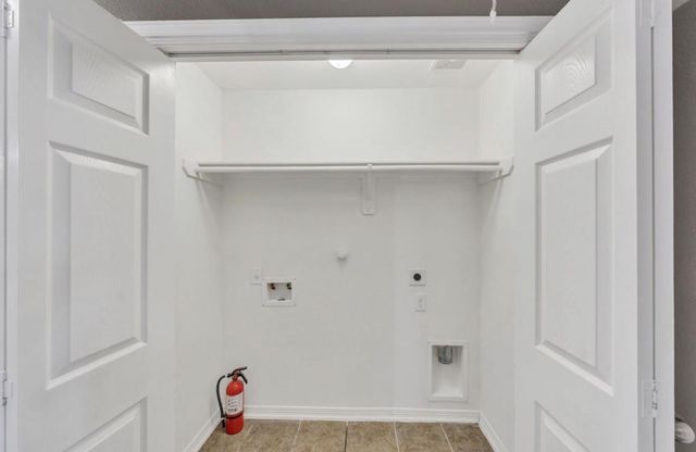 9807 Onyx Trail Drive, Rosharon, TX 77583