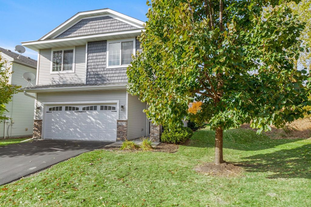 12484 Bataan Street NE, Blaine, MN 55449