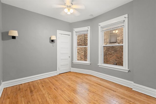 3716 N Wayne Avenue 2, Chicago, IL 60613