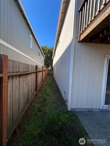 8830 2nd Avenue S, Seattle, WA 98108
