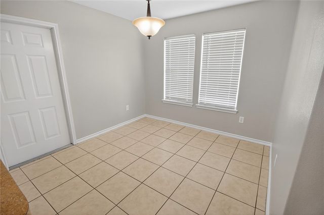 1926 El Monte St, Corpus Christi, TX 78417