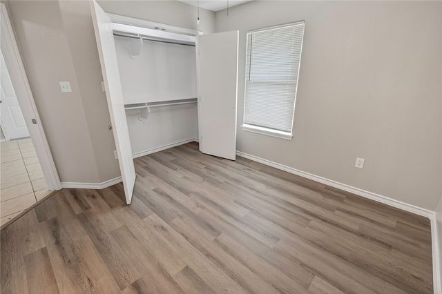 1926 El Monte St, Corpus Christi, TX 78417