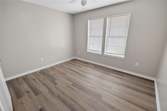 1926 El Monte St, Corpus Christi, TX 78417