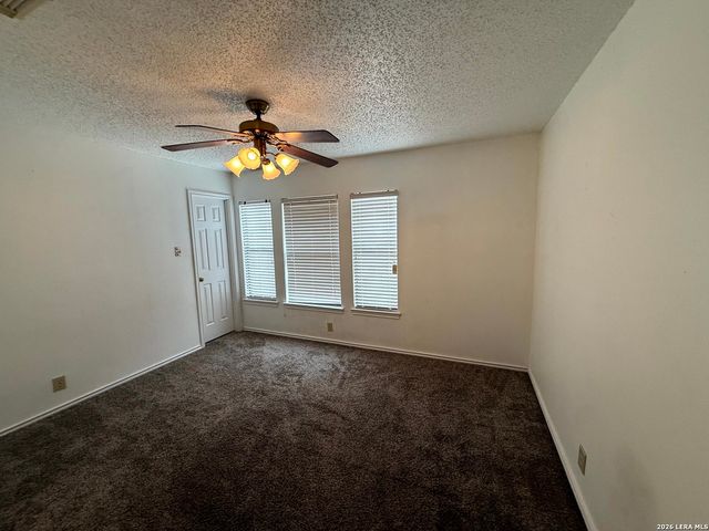 7734 Oakhill Park, San Antonio, TX 78249