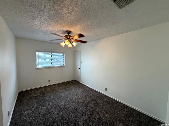 7734 Oakhill Park, San Antonio, TX 78249