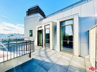 1122 Gayley 407, Westwood, CA 90024