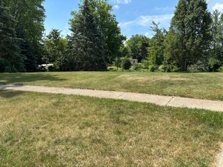 832 Oak Manor Drive, Marengo, IL 60152