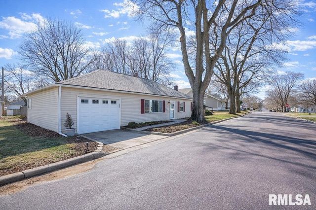 1408 CHARLOTTE Street, Pekin, IL 61554