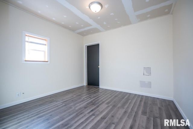 1408 CHARLOTTE Street, Pekin, IL 61554