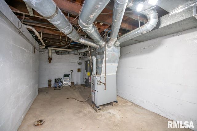 1408 CHARLOTTE Street, Pekin, IL 61554