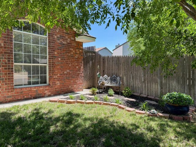 42 Cottonwood Lane, Canyon, TX 79015