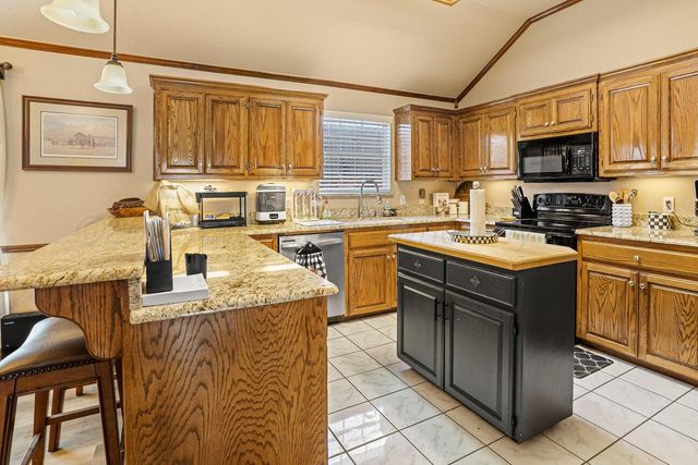 42 Cottonwood Lane, Canyon, TX 79015