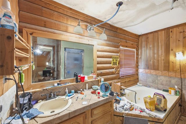 40646 Fm 2979, Hempstead, TX 77445