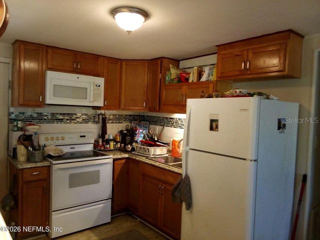 101 S GERALDO ROAD, East Palatka, FL 32131