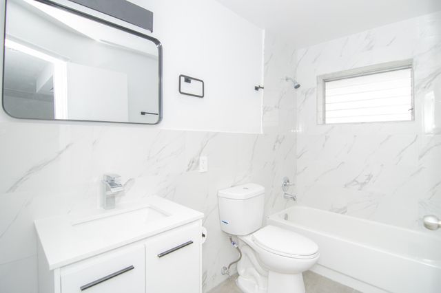6150 SW 37th Street 1-20, Davie, FL 33314