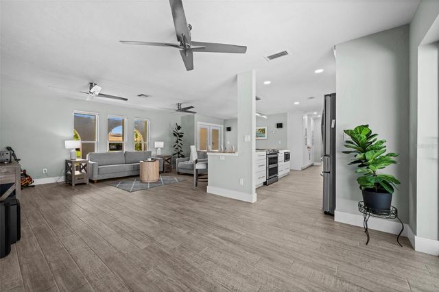 4914 SORRENTO COURT, Cape Coral, FL 33904