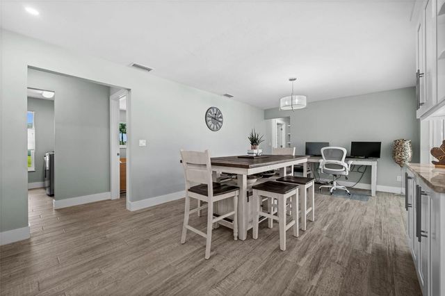 4914 SORRENTO COURT, Cape Coral, FL 33904