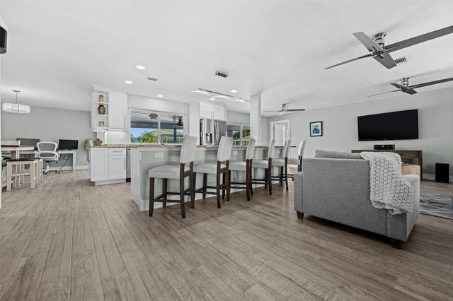 4914 SORRENTO COURT, Cape Coral, FL 33904