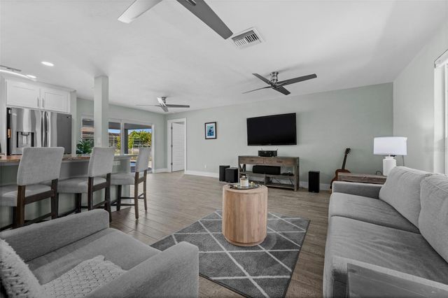 4914 SORRENTO COURT, Cape Coral, FL 33904