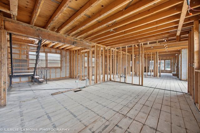 10544 S Karlov Avenue, Oak Lawn, IL 60453