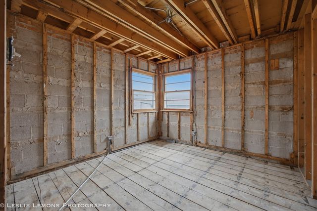 10544 S Karlov Avenue, Oak Lawn, IL 60453