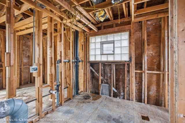 10544 S Karlov Avenue, Oak Lawn, IL 60453