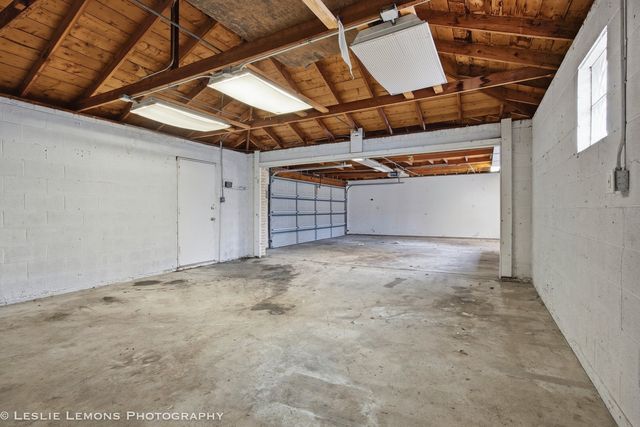 10544 S Karlov Avenue, Oak Lawn, IL 60453