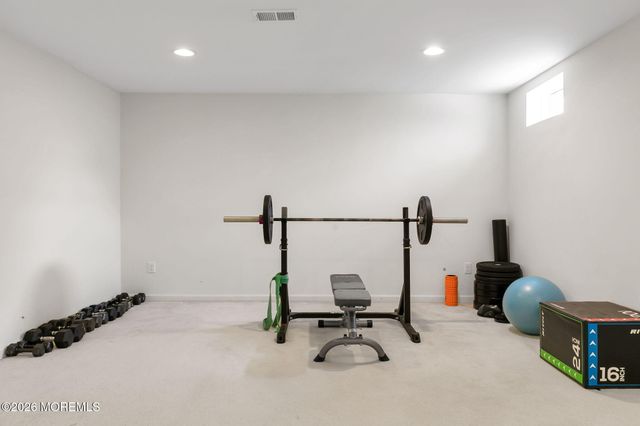 17 Carriage Way, Barnegat, NJ 08005