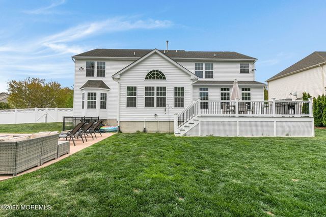 17 Carriage Way, Barnegat, NJ 08005