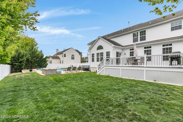 17 Carriage Way, Barnegat, NJ 08005