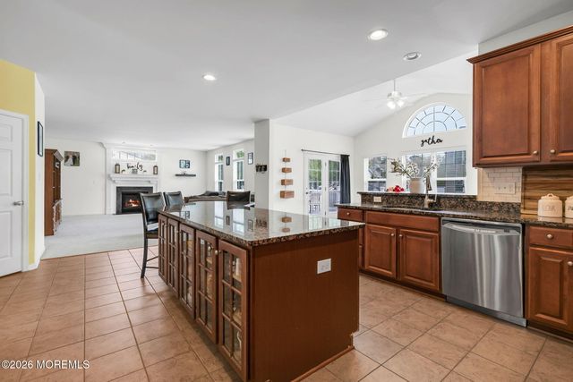 17 Carriage Way, Barnegat, NJ 08005
