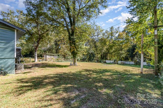 159 Dixon Circle, Gastonia, NC 28054