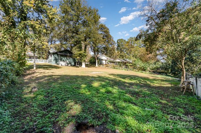 159 Dixon Circle, Gastonia, NC 28054