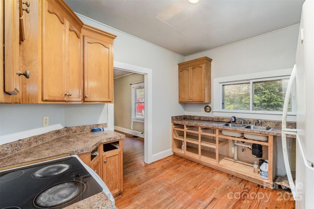 159 Dixon Circle, Gastonia, NC 28054