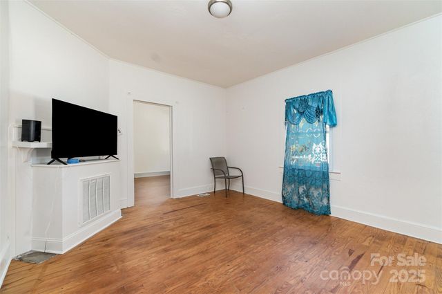 159 Dixon Circle, Gastonia, NC 28054