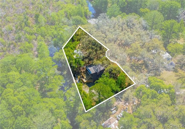 7536 S Bobcat Point, Floral City, FL 34436