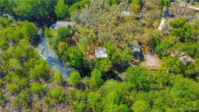 7536 S Bobcat Point, Floral City, FL 34436