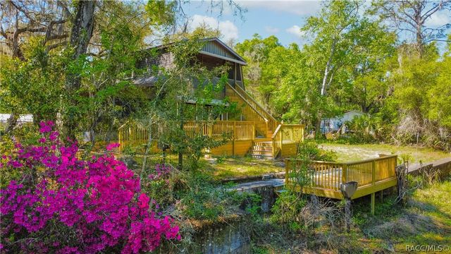 7536 S Bobcat Point, Floral City, FL 34436