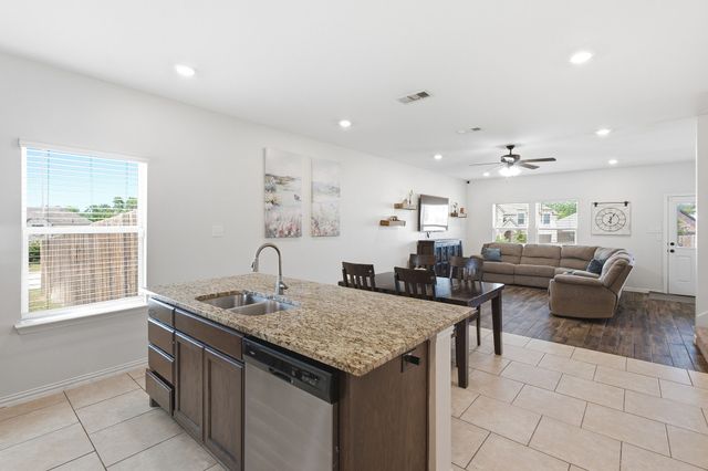 2112 Atlantic Avenue, Anna, TX 75409