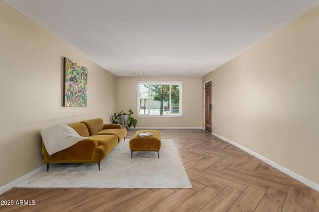 8129 N 17TH Drive, Phoenix, AZ 85021