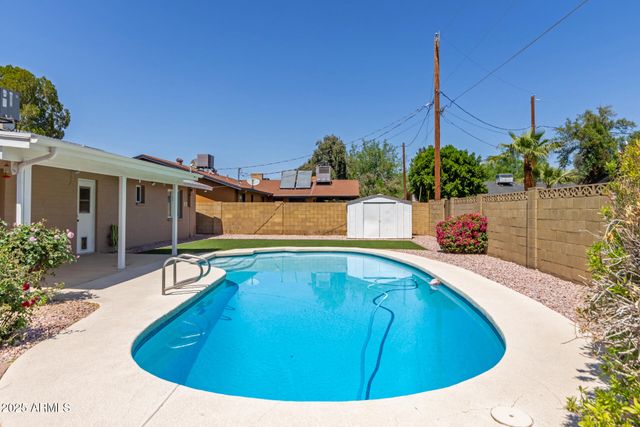 8129 N 17TH Drive, Phoenix, AZ 85021