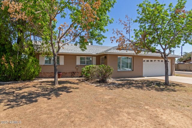 8129 N 17TH Drive, Phoenix, AZ 85021