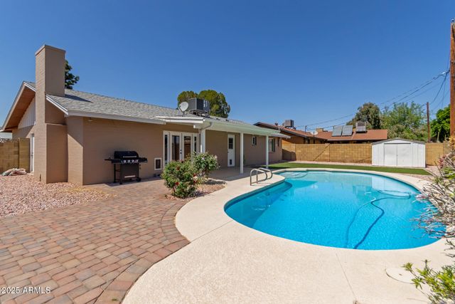 8129 N 17TH Drive, Phoenix, AZ 85021