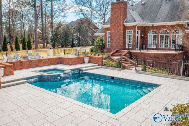 534 River Ridge Road, Gadsden, AL 35901