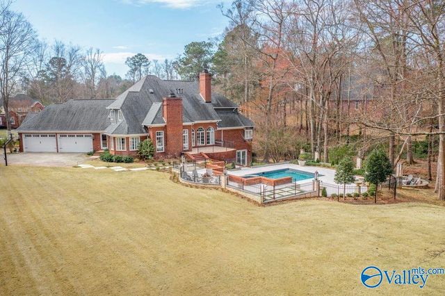 534 River Ridge Road, Gadsden, AL 35901