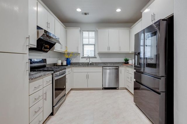 3702 Pyramid Way, Mountain View, CA 94043