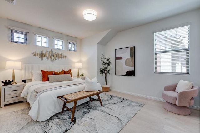 3702 Pyramid Way, Mountain View, CA 94043