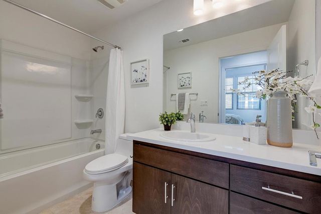 3702 Pyramid Way, Mountain View, CA 94043