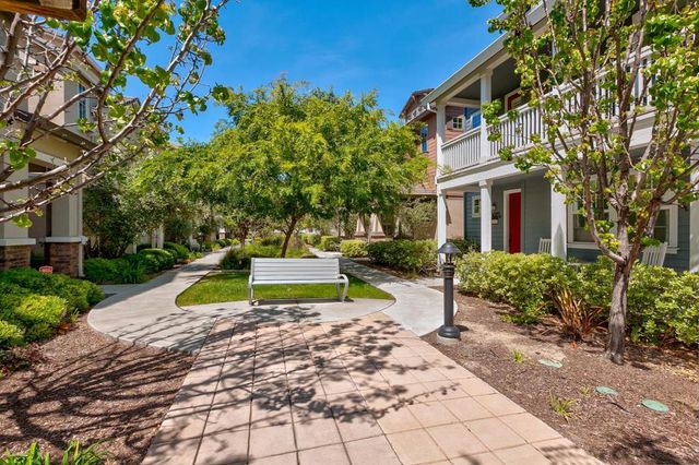 3702 Pyramid Way, Mountain View, CA 94043
