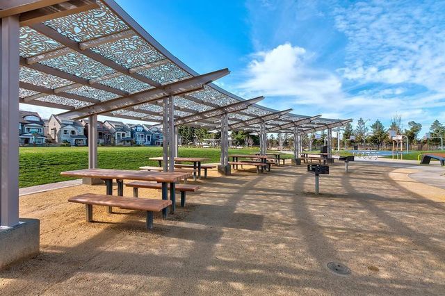 3702 Pyramid Way, Mountain View, CA 94043